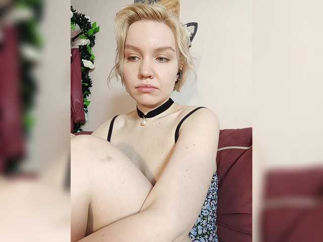 Tikoffka's BongaCams show and profile