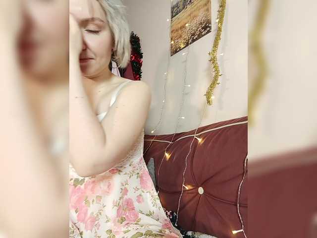 Tikoffka's BongaCams show and profile