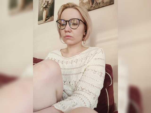 Tikoffka's BongaCams show and profile