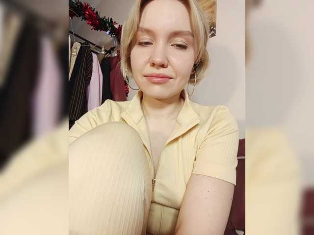 Tikoffka's BongaCams show and profile