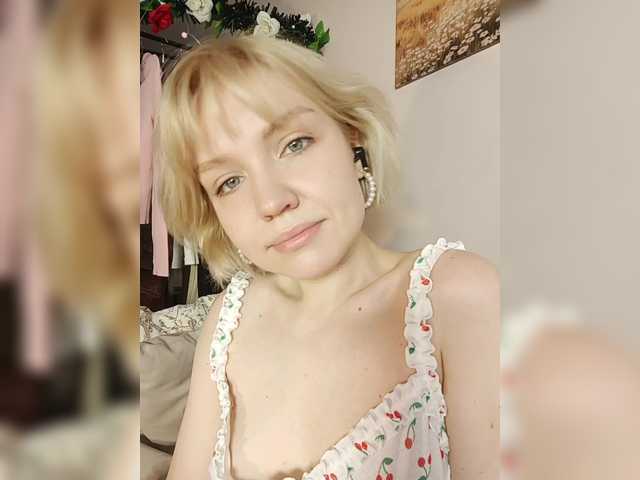 Tikoffka's BongaCams show and profile