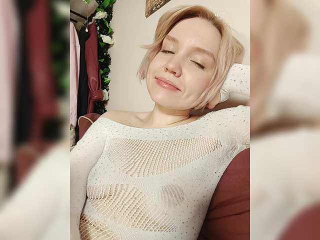 Tikoffka's BongaCams show and profile