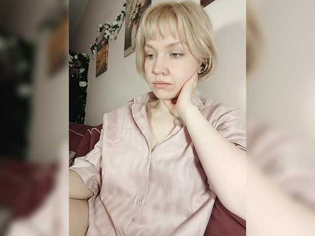 Tikoffka's BongaCams show and profile