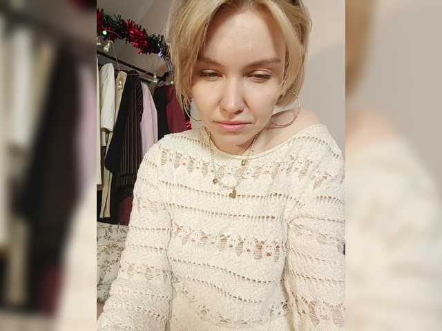 Tikoffka's BongaCams show and profile