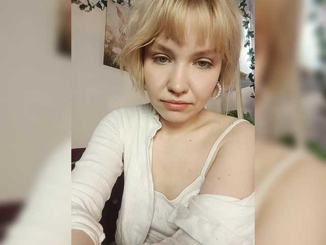 Tikoffka's BongaCams show and profile