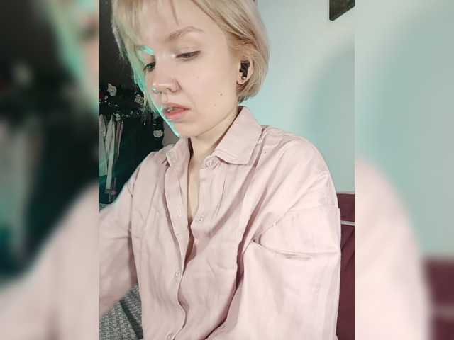 Tikoffka's BongaCams show and profile