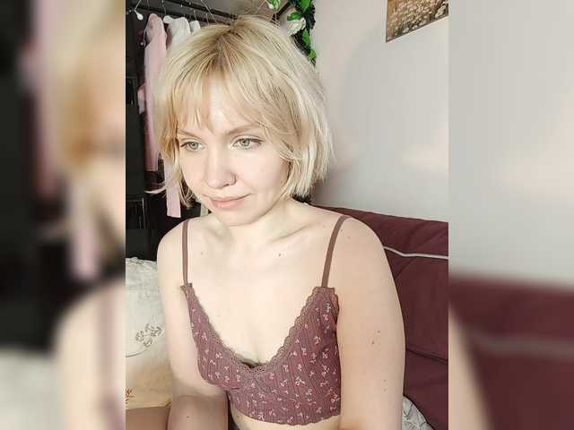 Tikoffka's BongaCams show and profile