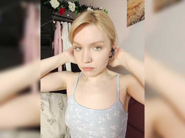 Tikoffka's BongaCams show and profile