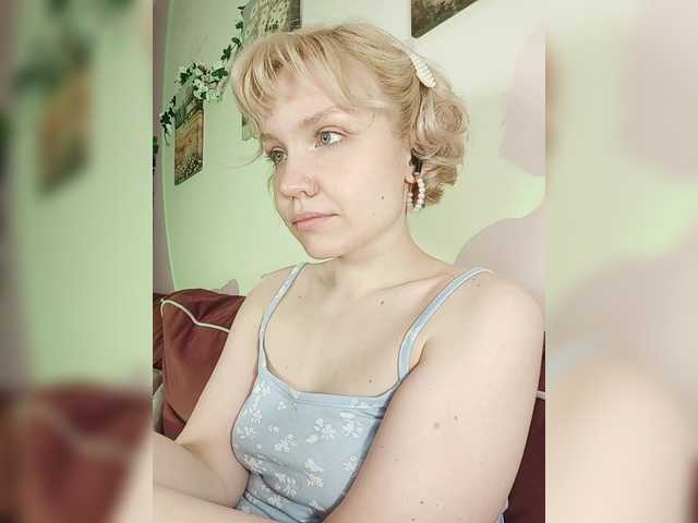 Tikoffka's BongaCams show and profile