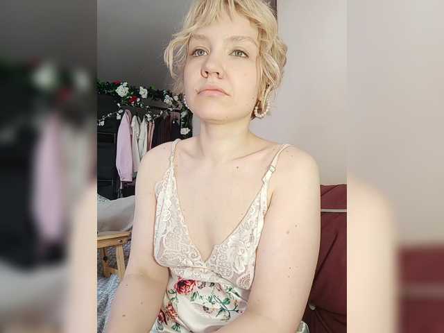 Tikoffka's BongaCams show and profile