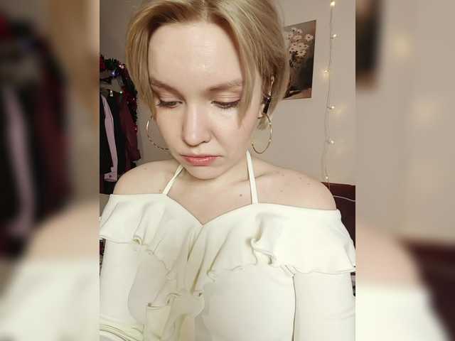 Tikoffka's BongaCams show and profile