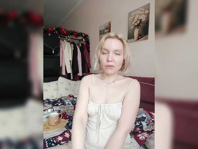 Tikoffka's BongaCams show and profile