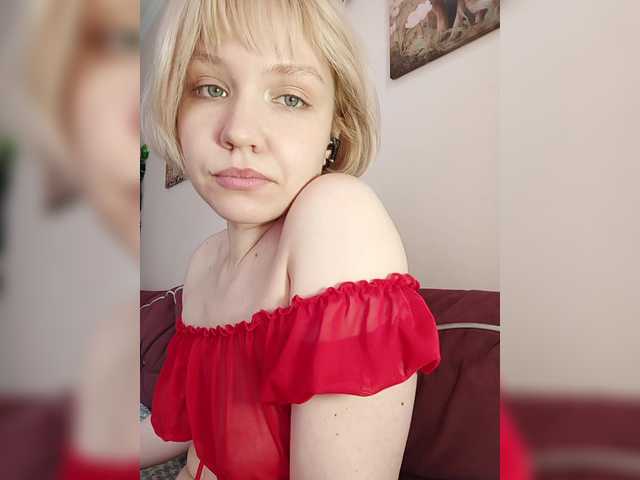 Tikoffka's BongaCams show and profile
