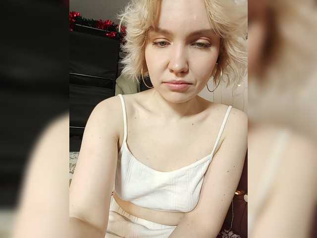 Tikoffka's BongaCams show and profile