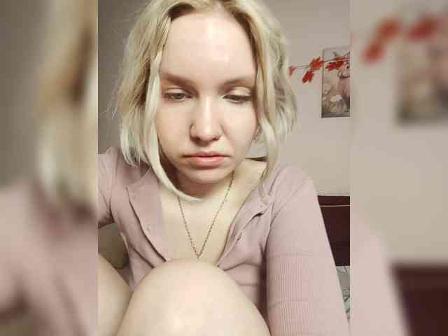 LadyAnny webcam