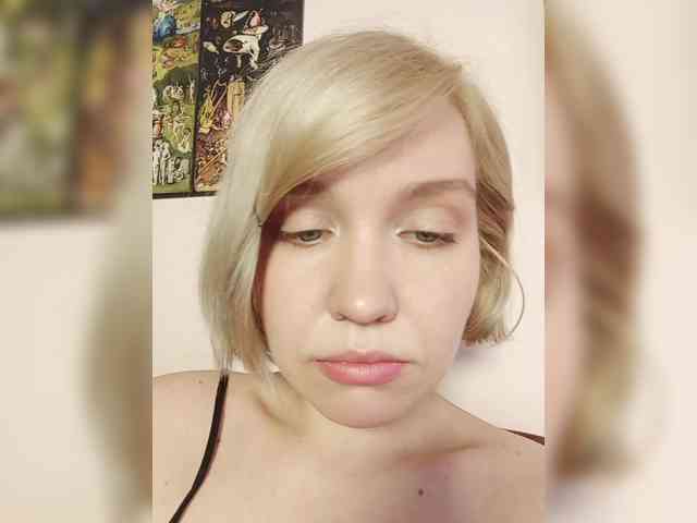 LadyAnny webcam