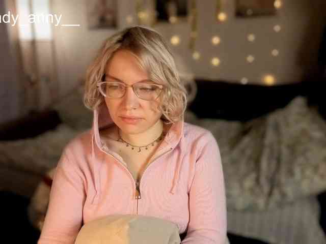 Tikoffka Live Webcam on BongaCams