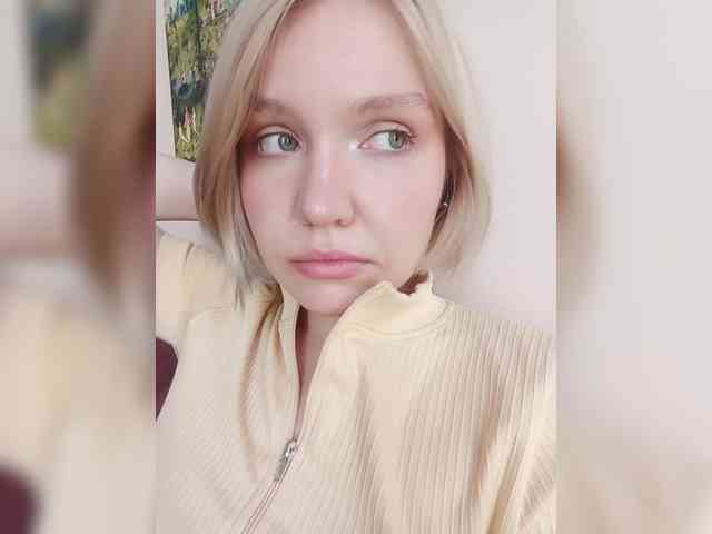 LadyAnny webcam