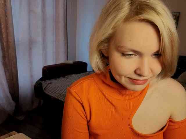 LadyAnny webcam