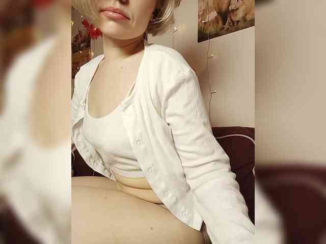 LadyAnny webcam