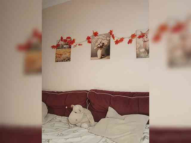 LadyAnny webcam