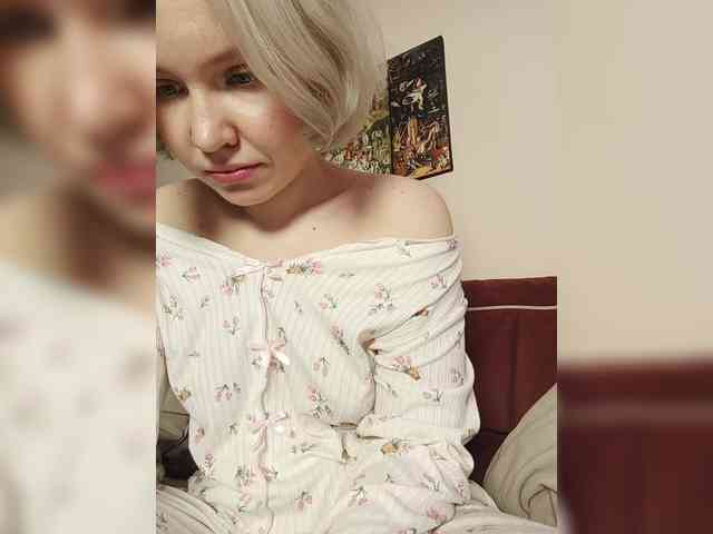 LadyAnny webcam