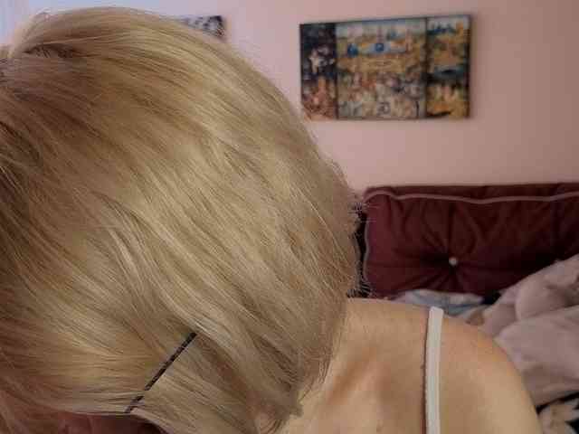 LadyAnny webcam