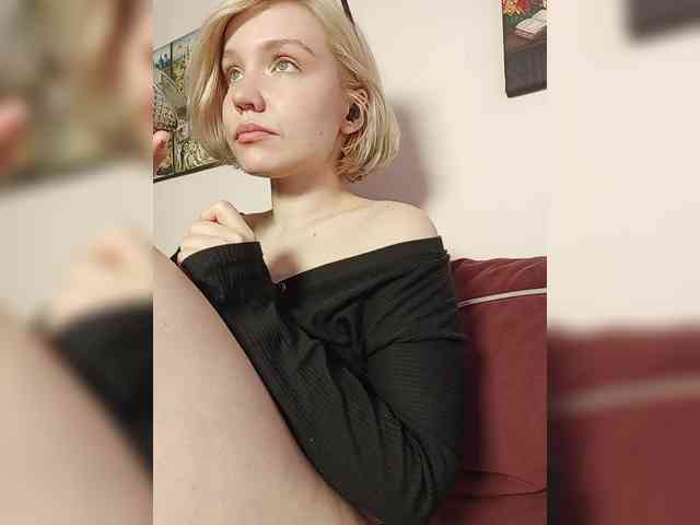 LadyAnny webcam