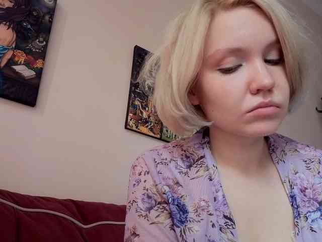 LadyAnny webcam