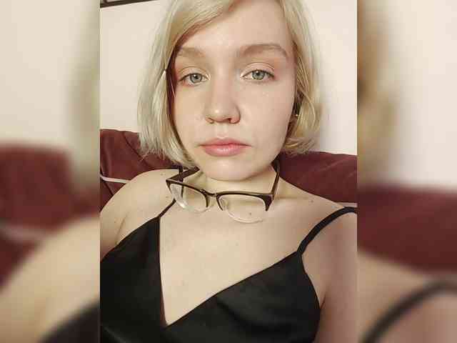 LadyAnny webcam