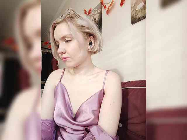 LadyAnny webcam