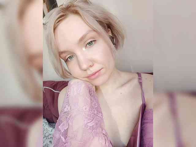 LadyAnny webcam