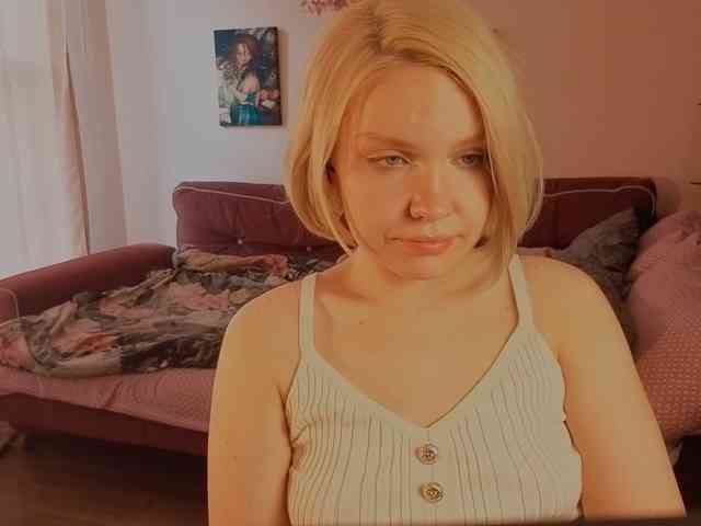 LadyAnny webcam