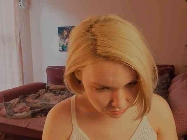 LadyAnny webcam