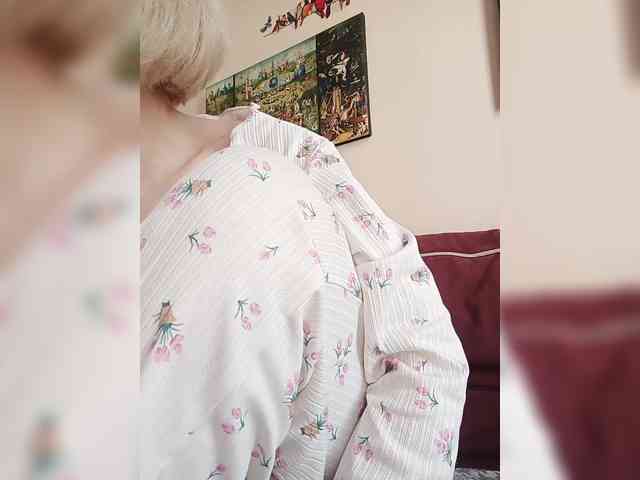 LadyAnny webcam