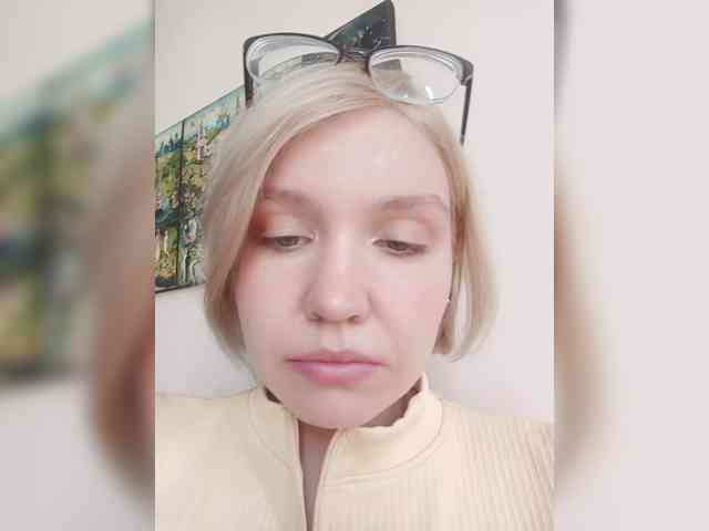 LadyAnny webcam
