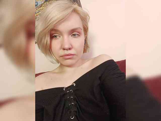 LadyAnny webcam