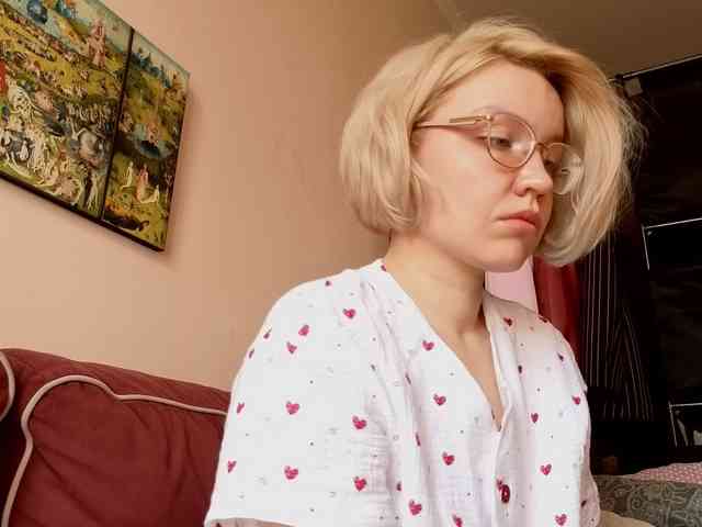LadyAnny webcam