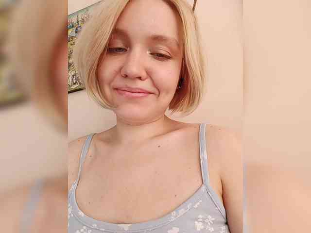 LadyAnny webcam