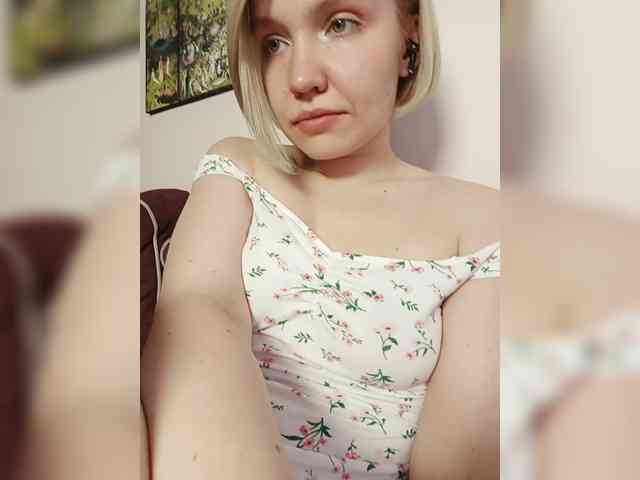 LadyAnny webcam