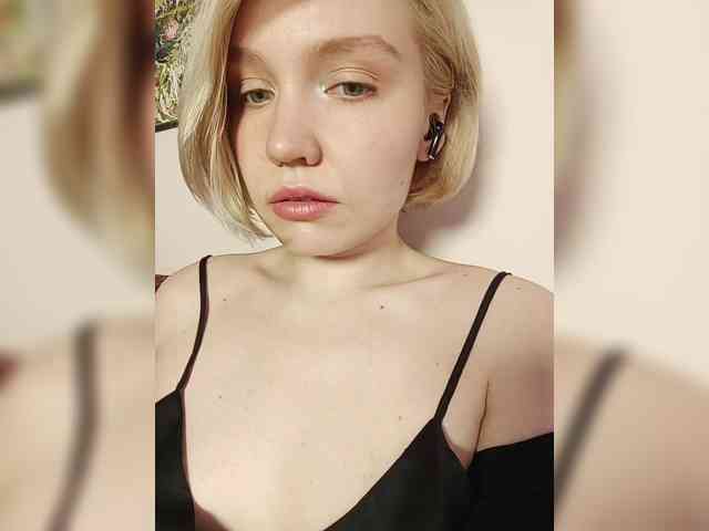 LadyAnny webcam