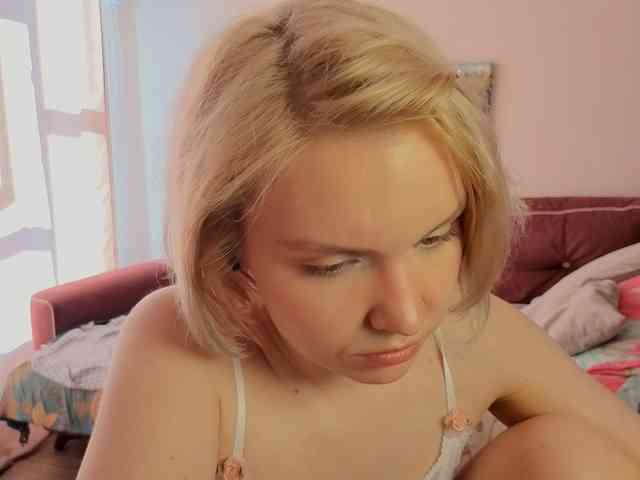 LadyAnny webcam