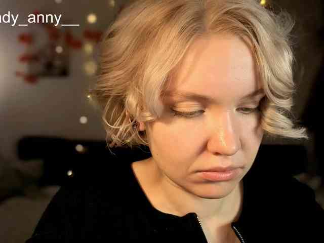 LadyAnny webcam