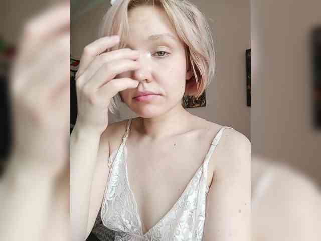 LadyAnny webcam