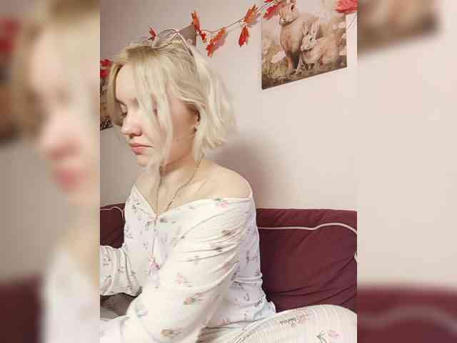 LadyAnny webcam