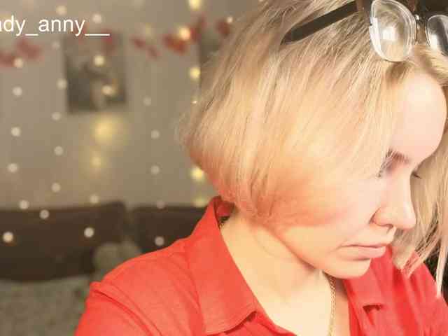 LadyAnny webcam