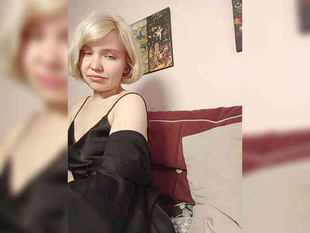 LadyAnny webcam