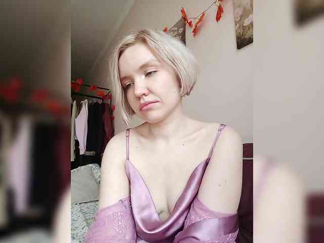 LadyAnny webcam