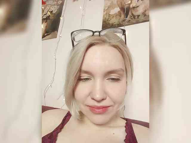LadyAnny webcam