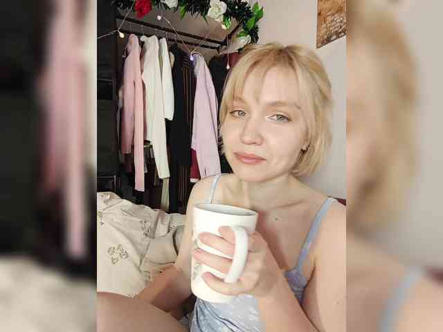 Tikoffka Live Webcam on BongaCams